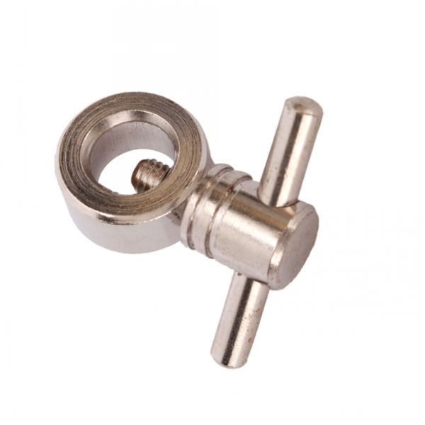 Spodní upínací šroub s objímkou pro tetovací strojek